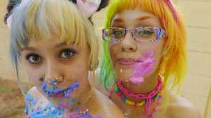 audra-and-orian-cute-girls-sploshing-tog