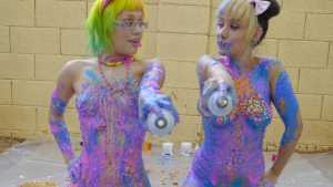 audra-and-orian-cute-girls-sploshing-tog