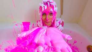 nymph-has-her-first-black-light-slime-se