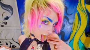 princess-jupiter-makes-a-warehouse-pokeb