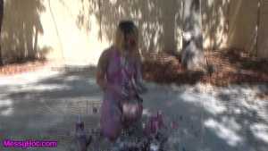 sally-jupiters-first-cake-po_11.jpg