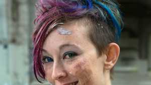 sophia-meow-sploshes-under-a-b_6.jpg