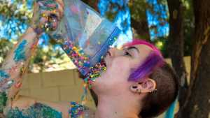 spectra--rainbow-hair-model-has-her-1st_